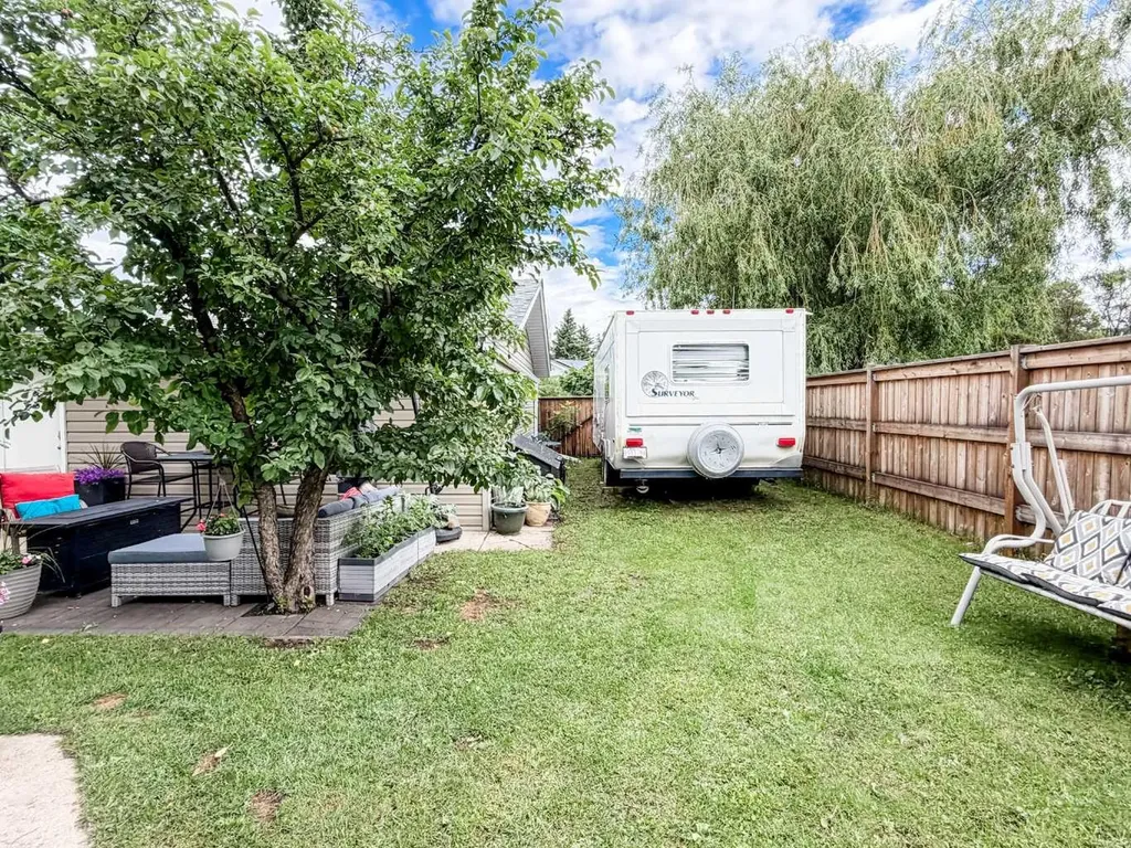 6108 41 Avenue Stettler AB T4K 1H2
