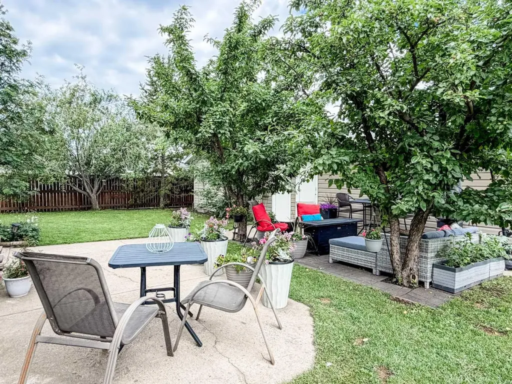6108 41 Avenue Stettler AB T4K 1H2