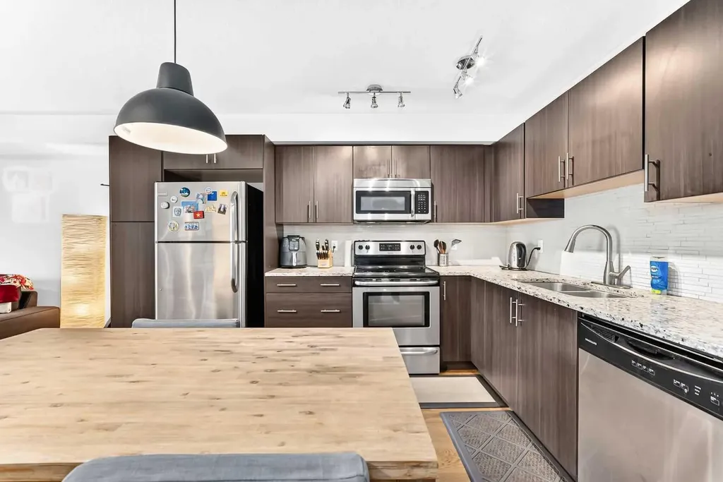 755 Copperpond Boulevard SE Calgary AB T2Z 4R2