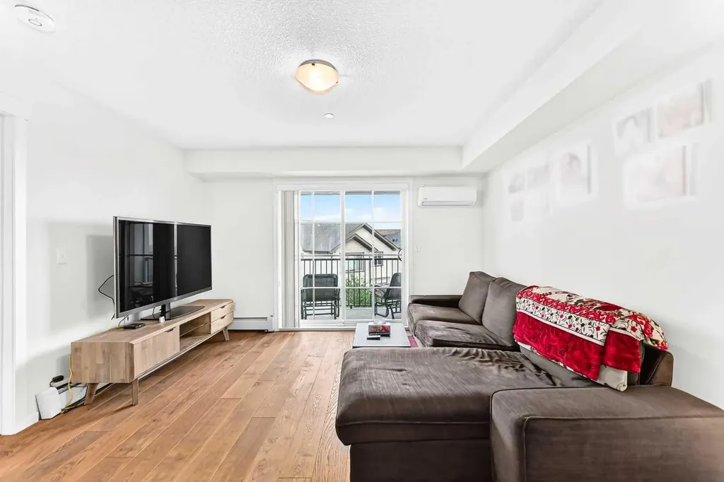 755 Copperpond Boulevard SE Calgary AB T2Z 4R2