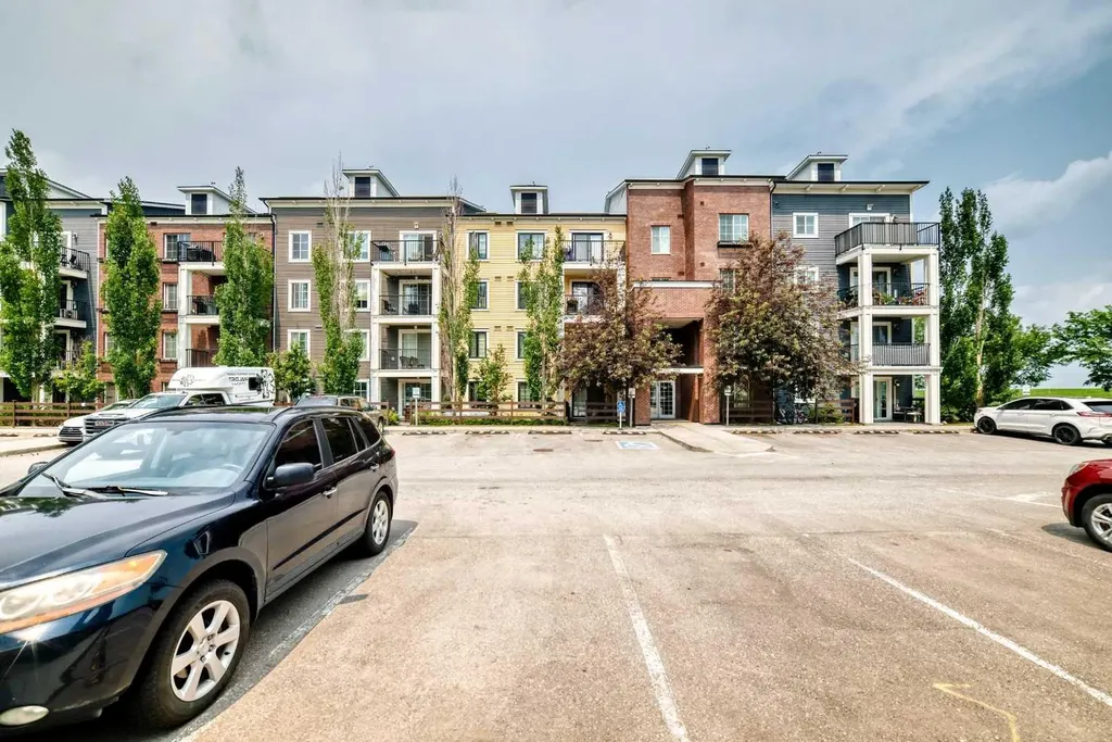 755 Copperpond Boulevard SE Calgary AB T2Z 4R2