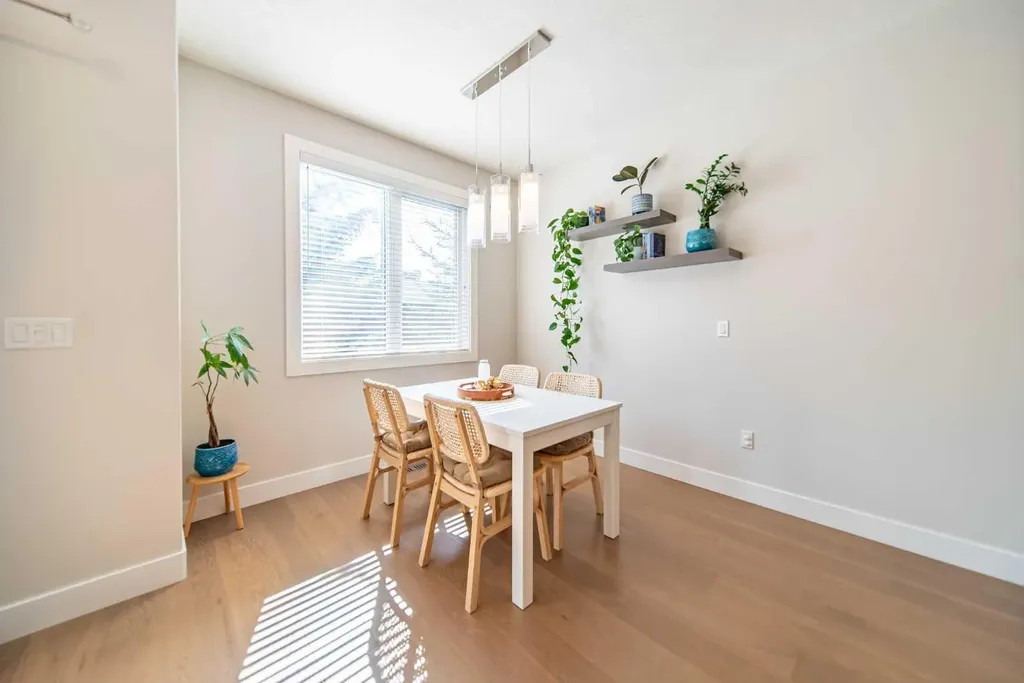 1934 26 Street SW Calgary AB T3E 2A1