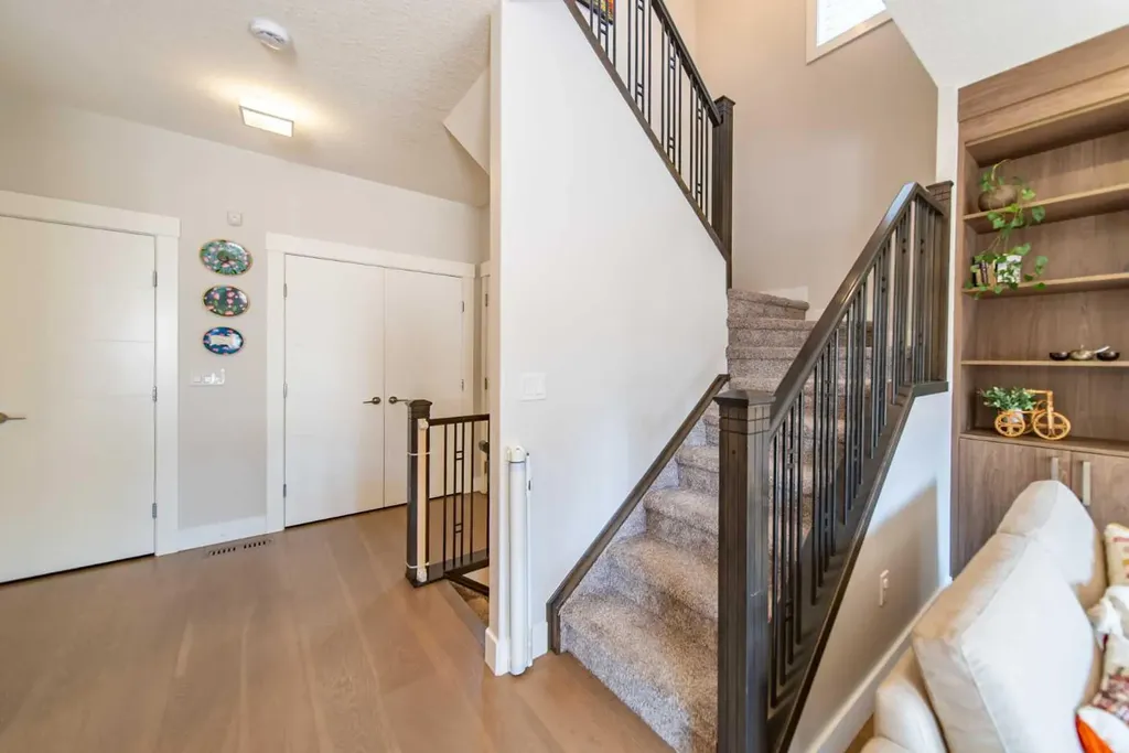 1934 26 Street SW Calgary AB T3E 2A1