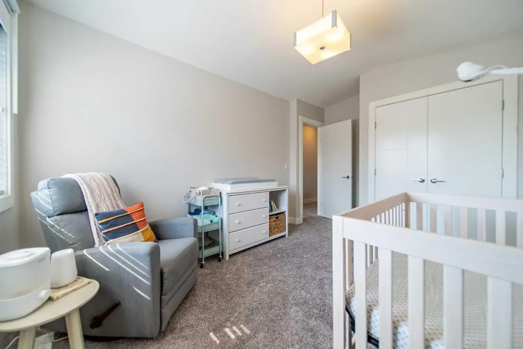 1934 26 Street SW Calgary AB T3E 2A1