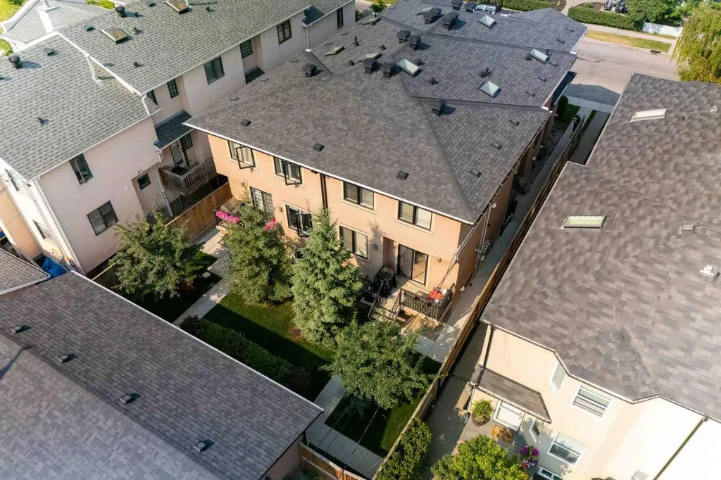 1934 26 Street SW Calgary AB T3E 2A1
