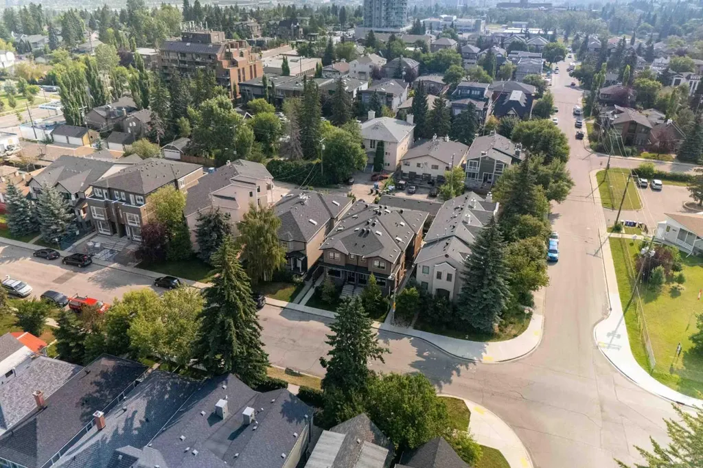 1934 26 Street SW Calgary AB T3E 2A1