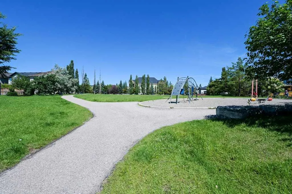 11 Cranfield Link SE Calgary AB T3M 1H9