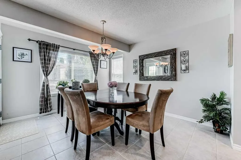 11 Cranfield Link SE Calgary AB T3M 1H9