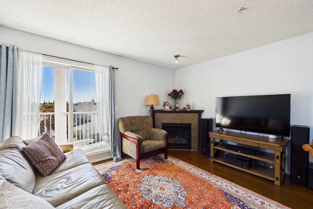 43 Country Village Lane NE Calgary AB T3K 0G2