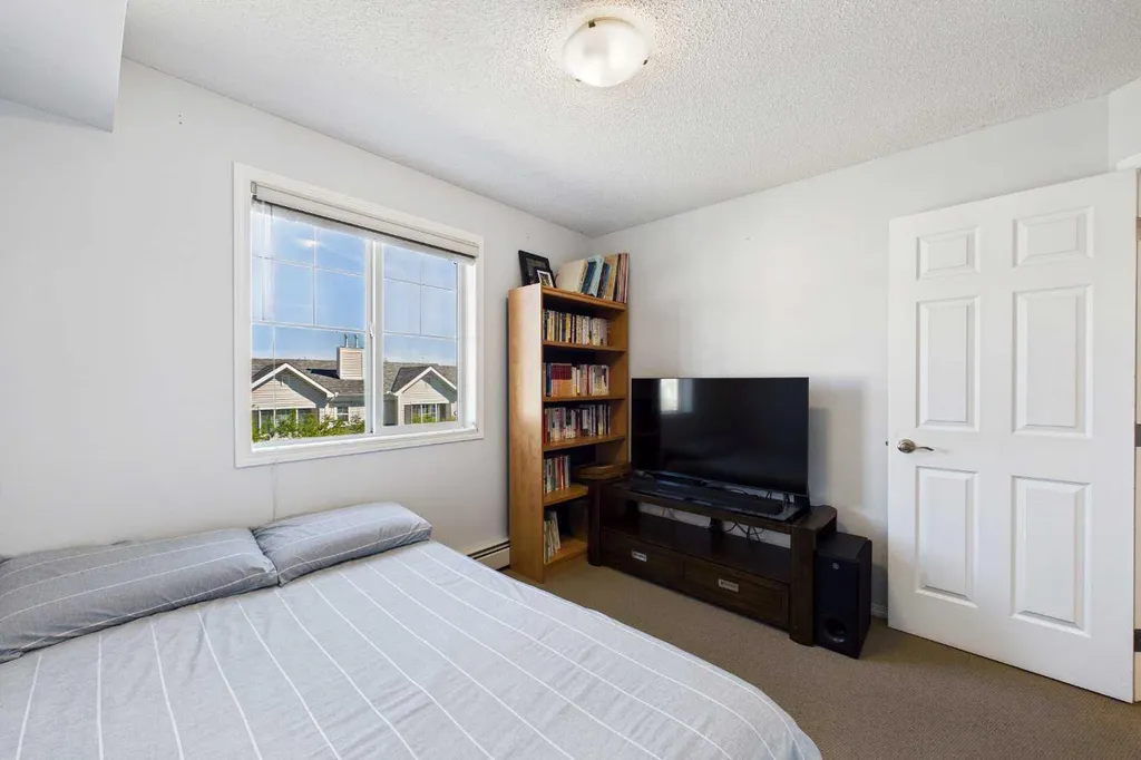 43 Country Village Lane NE Calgary AB T3K 0G2