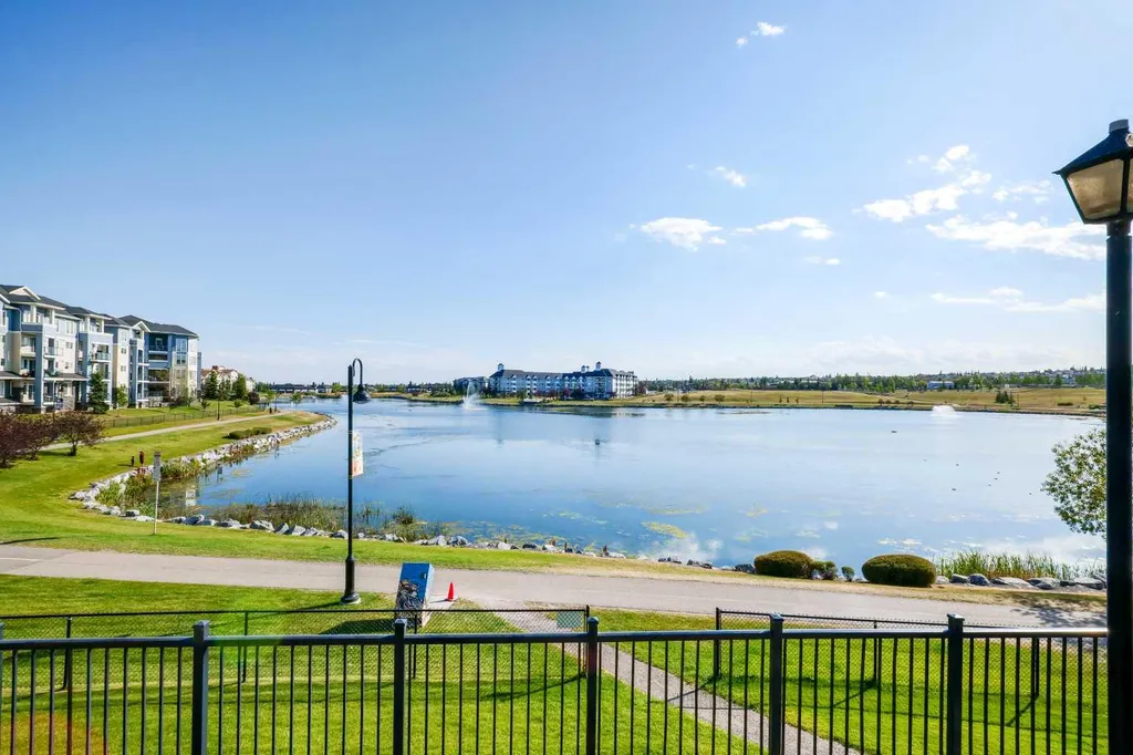 43 Country Village Lane NE Calgary AB T3K 0G2