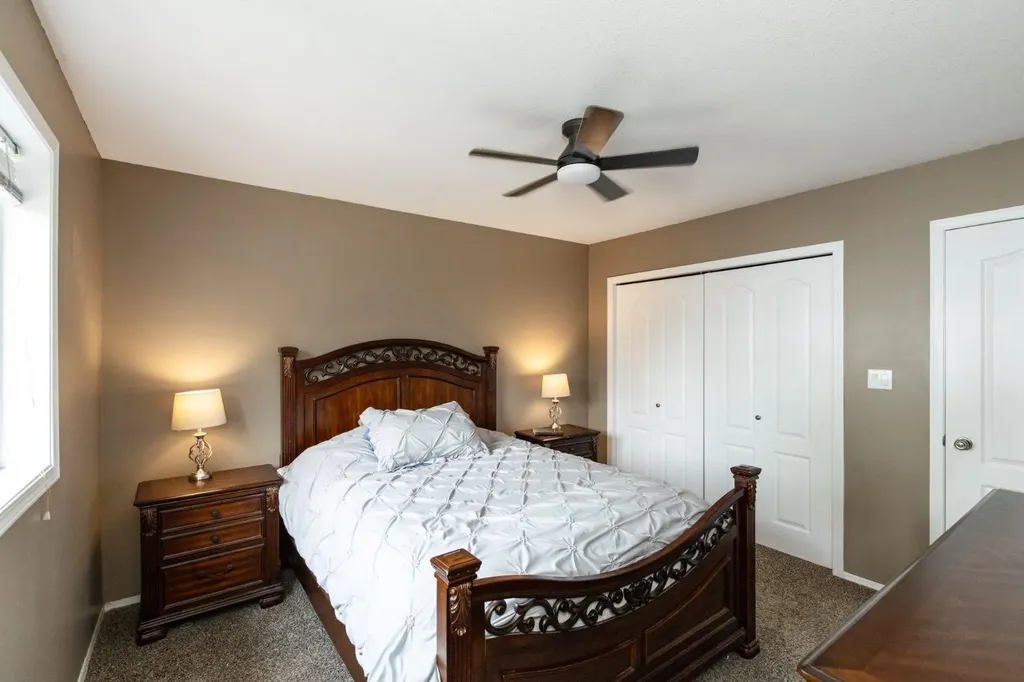 4510 60 Avenue Innisfail AB T4G 1L2