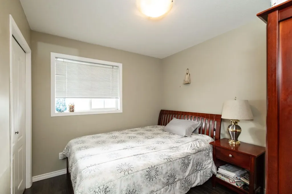 4510 60 Avenue Innisfail AB T4G 1L2