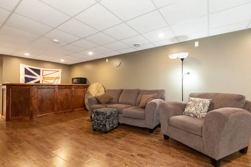 4510 60 Avenue Innisfail AB T4G 1L2
