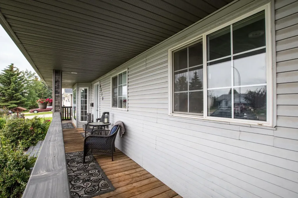 4510 60 Avenue Innisfail AB T4G 1L2