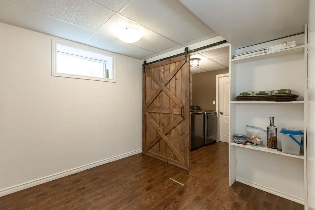 4510 60 Avenue Innisfail AB T4G 1L2