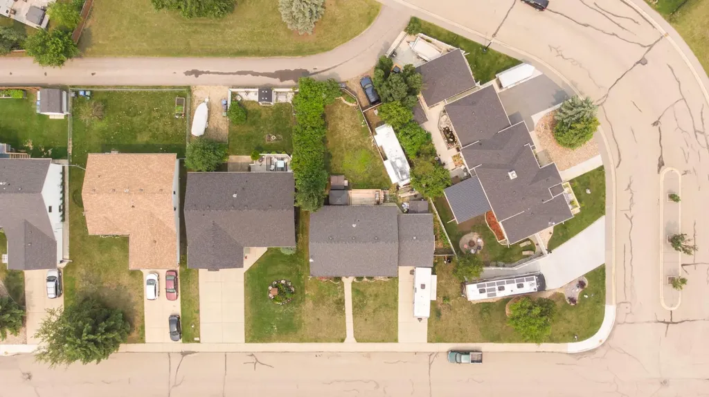 4510 60 Avenue Innisfail AB T4G 1L2