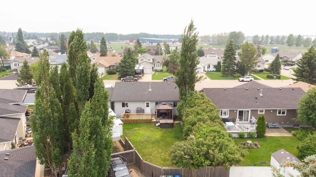 4510 60 Avenue Innisfail AB T4G 1L2