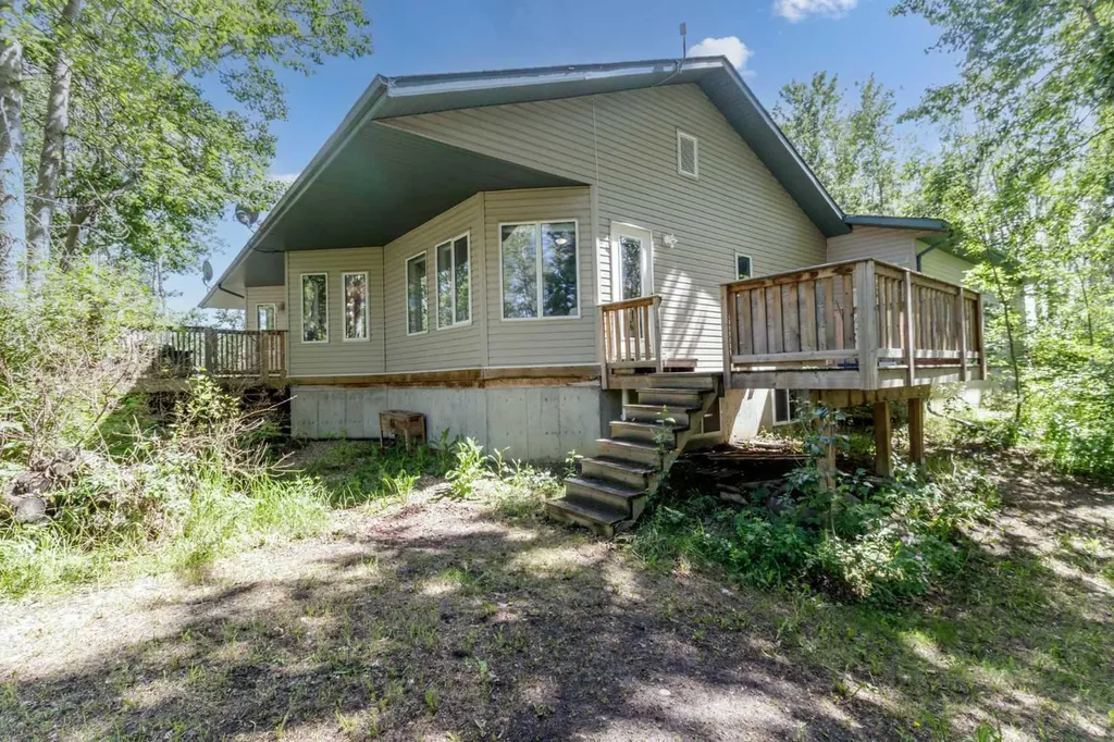 261 Range Road Rural Lacombe County AB T0M0J0
