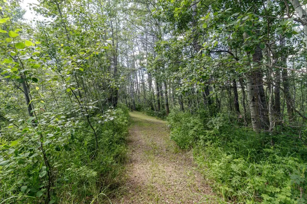 261 Range Road Rural Lacombe County AB T0M0J0