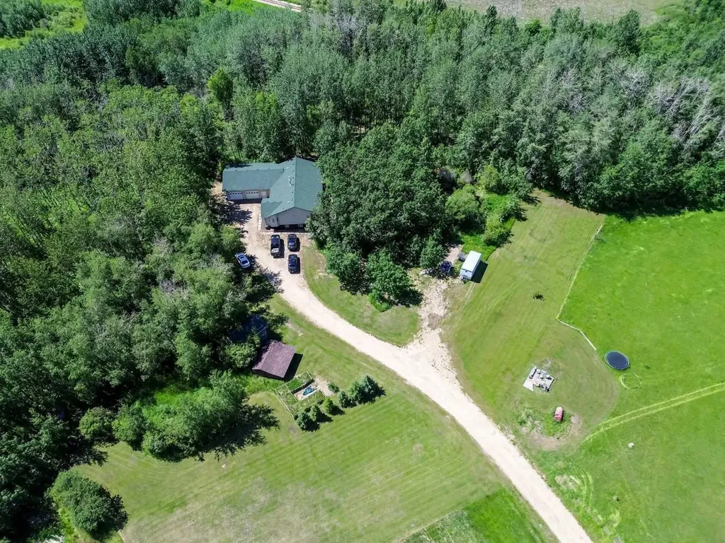 261 Range Road Rural Lacombe County AB T0M0J0