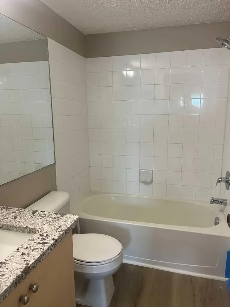 4975 130 Avenue SE Calgary AB T2Z 4M5