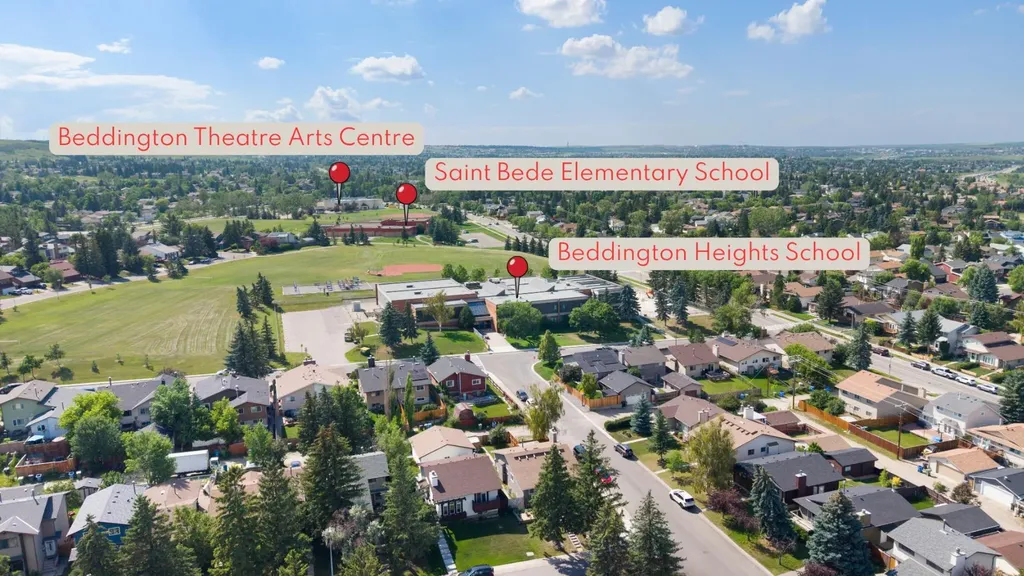 32 Beddington Road NE Calgary AB T3K 1N6