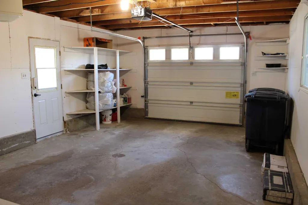 99 Mcnab Park Street E Brooks AB T1R 0K6