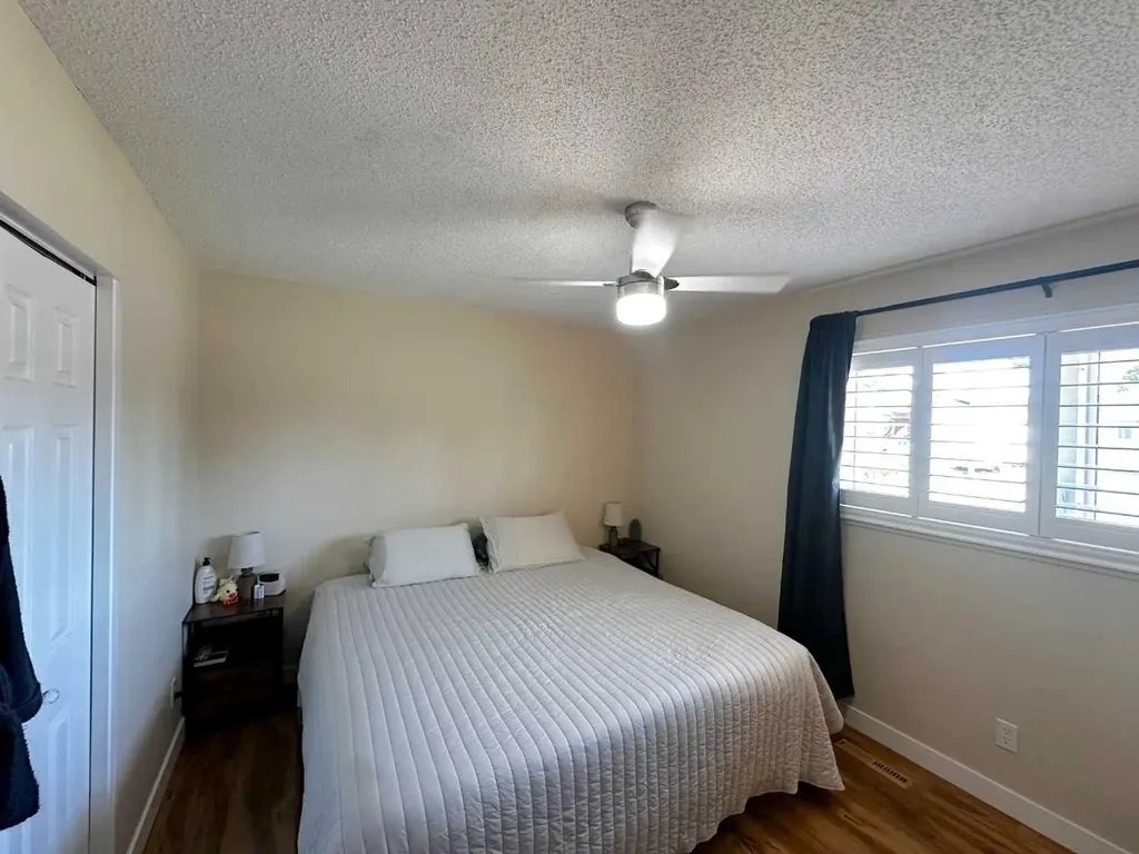 129 Greenview Close N Lethbridge AB T1H4K8
