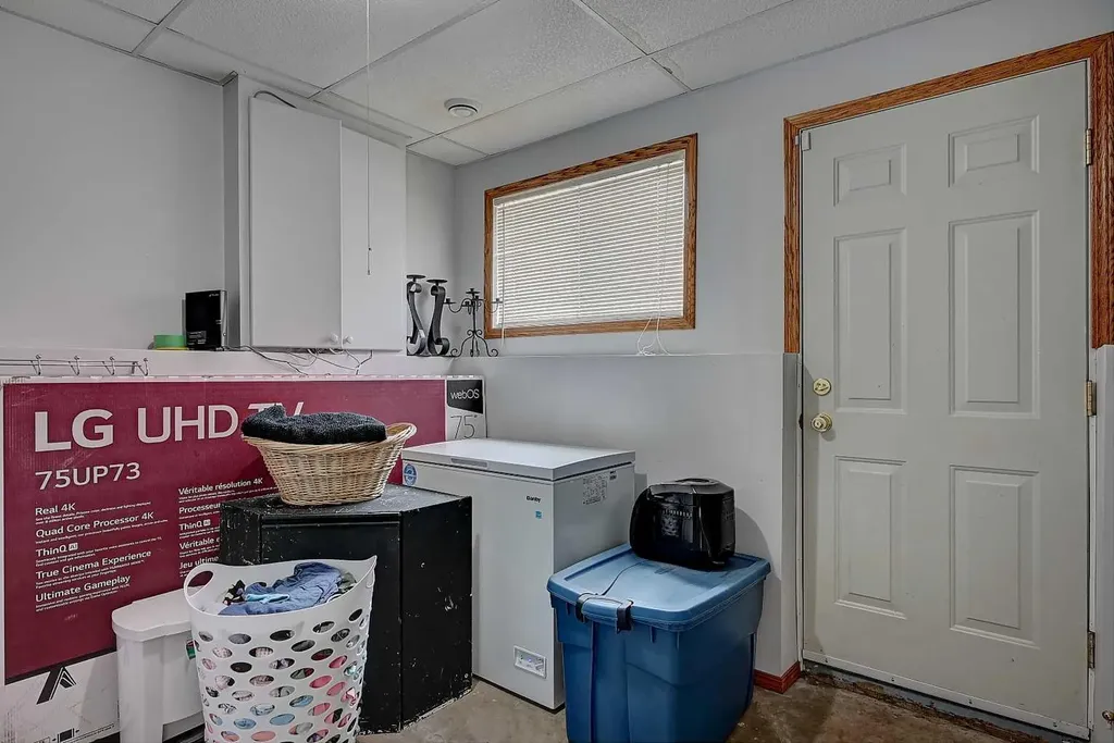 9748 123 Avenue Grande Prairie AB T8V7K9