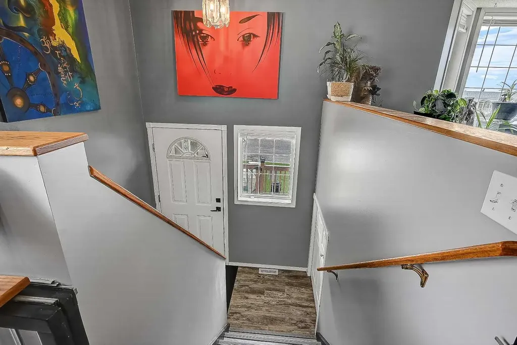 9748 123 Avenue Grande Prairie AB T8V7K9