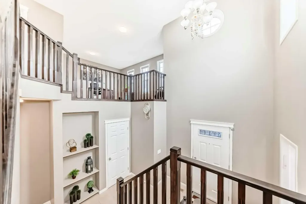 2092 Reunion Boulevard NW Airdrie AB T4B 0J2