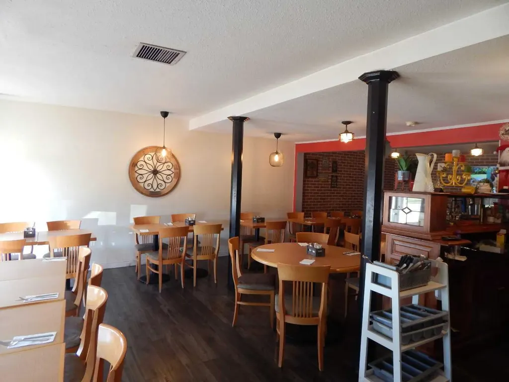 837 E Centre Street Carstairs AB T0M 0N0