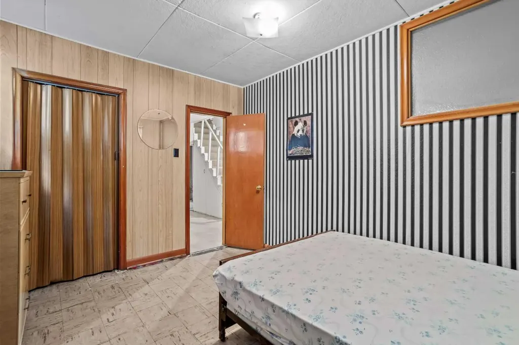 404 Otter Street Banff AB T1L1E3