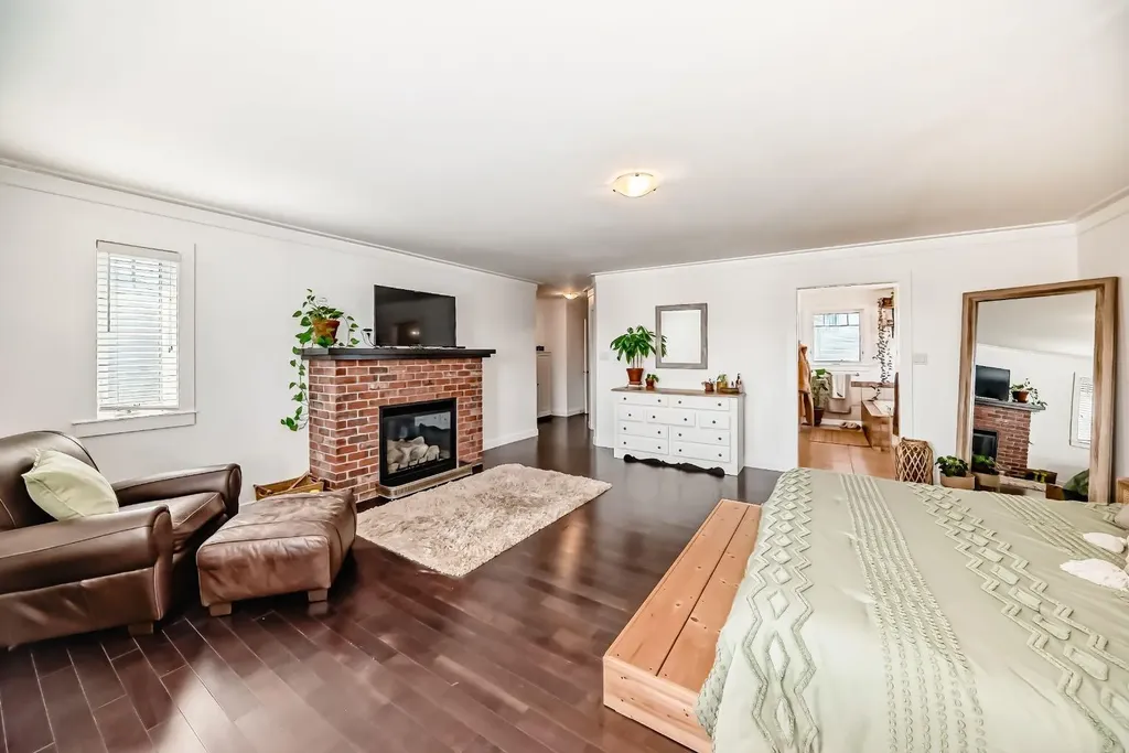 340 Tartan Circle W Lethbridge AB T1J 0Z1