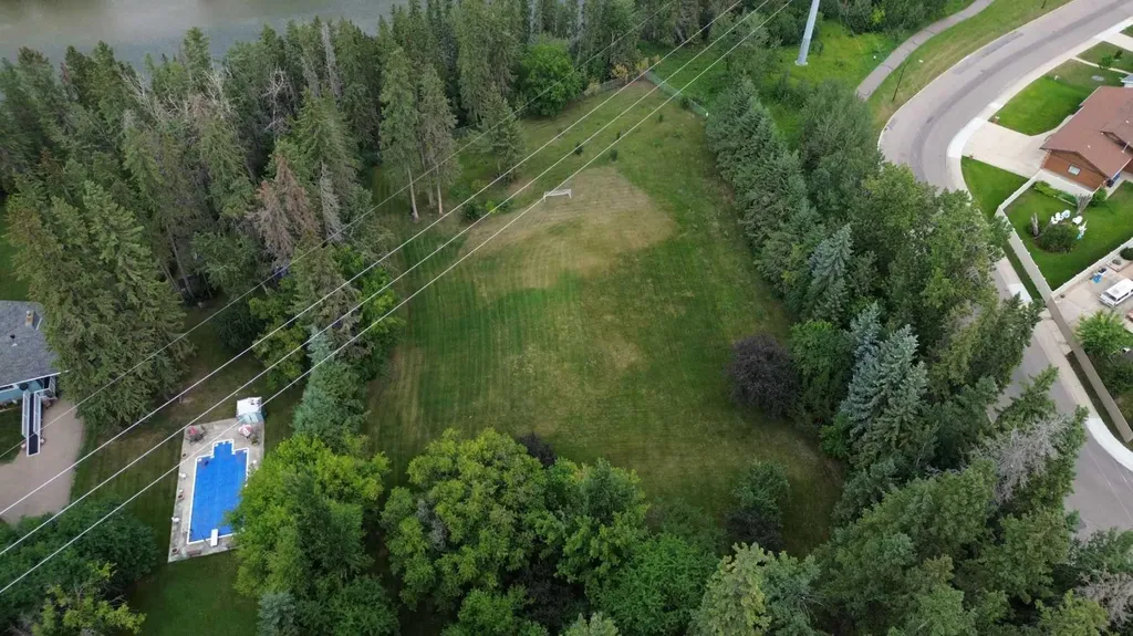 20 Cronquist Close Red Deer AB T4N1E3