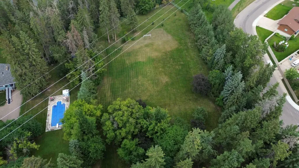 20 Cronquist Close Red Deer AB T4N1E3