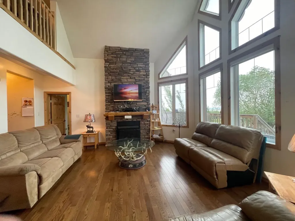 180 162 Peace River Avenue Joussard AB T0G 1J0