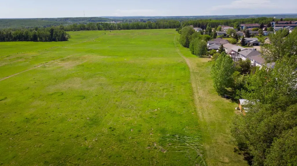 Lot Z 44 Avenue Athabasca AB T9S 1N6