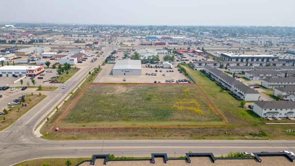 10103 124 Avenue Grande Prairie AB T8v 1B7