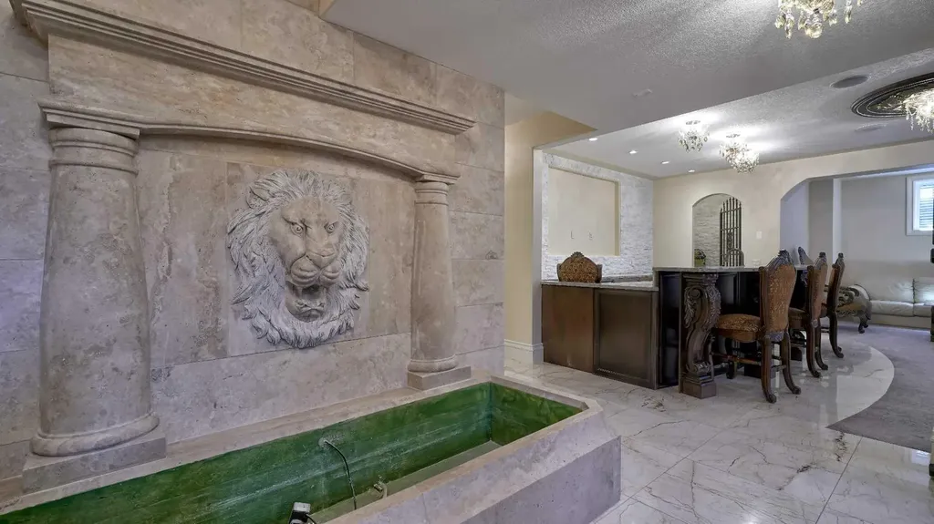 1911 13 Avenue NW Calgary AB T2N 1L5