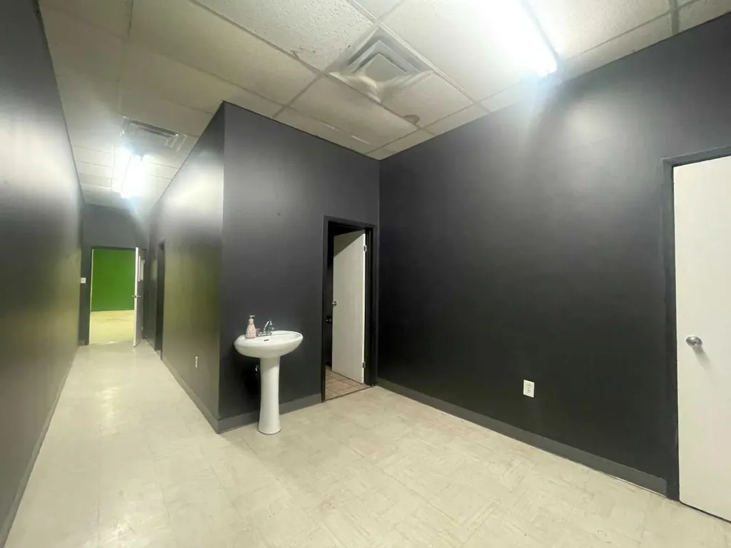 10018 101 Avenue Grande Prairie AB T8V0Y1
