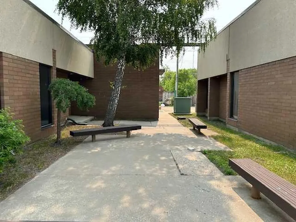 4915 50 Bashaw AB T0B 0H0