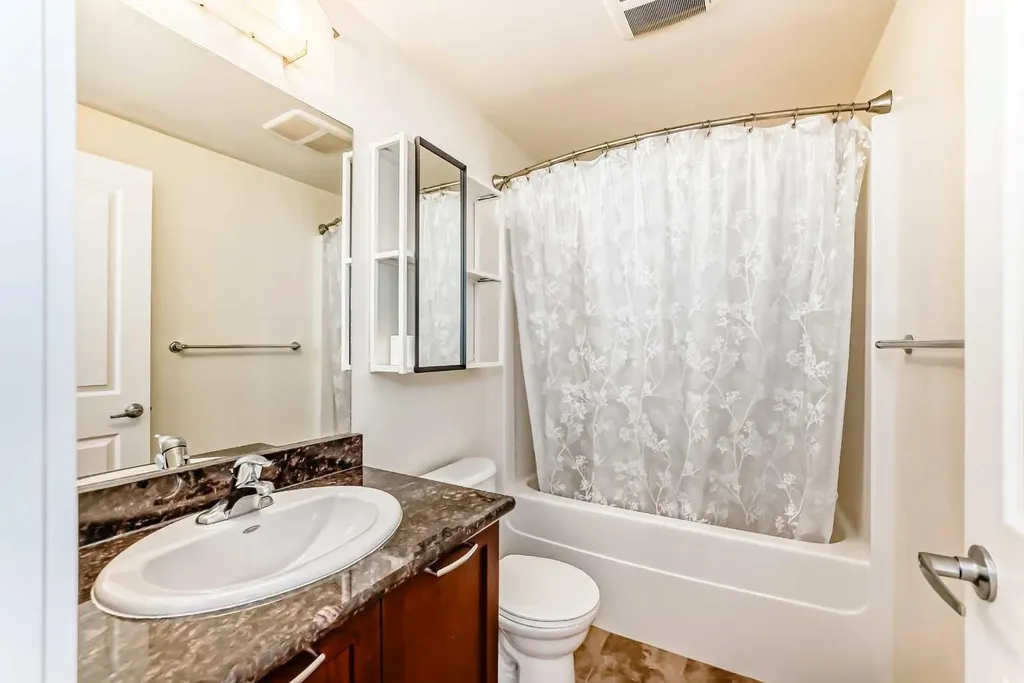 3820 Brentwood Road NW Calgary AB T2L2L5