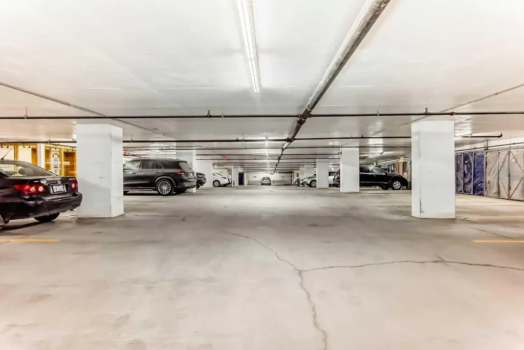 3820 Brentwood Road NW Calgary AB T2L2L5