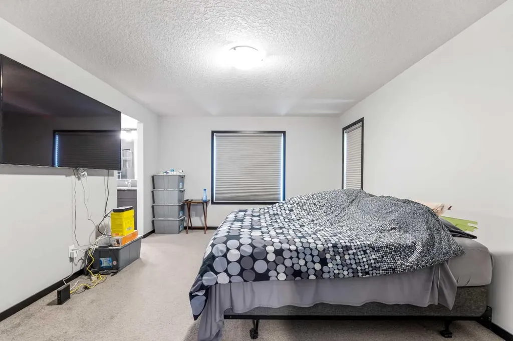 54 Sage Bluff Rise NW Calgary AB T3R 1T4