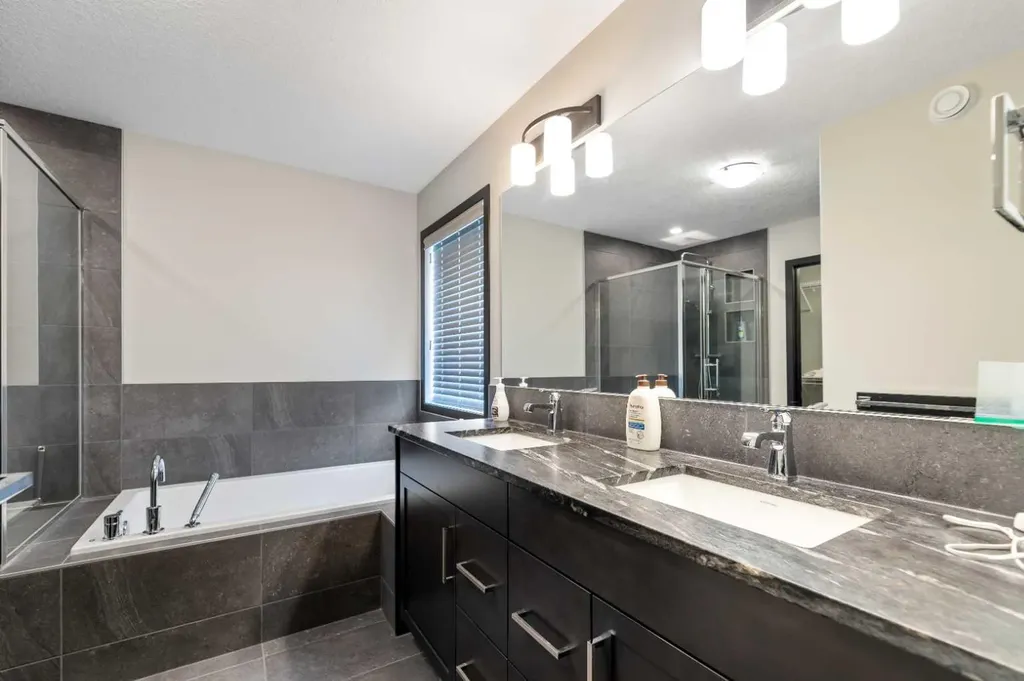 54 Sage Bluff Rise NW Calgary AB T3R 1T4