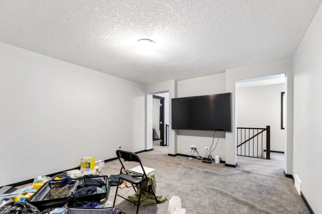 54 Sage Bluff Rise NW Calgary AB T3R 1T4