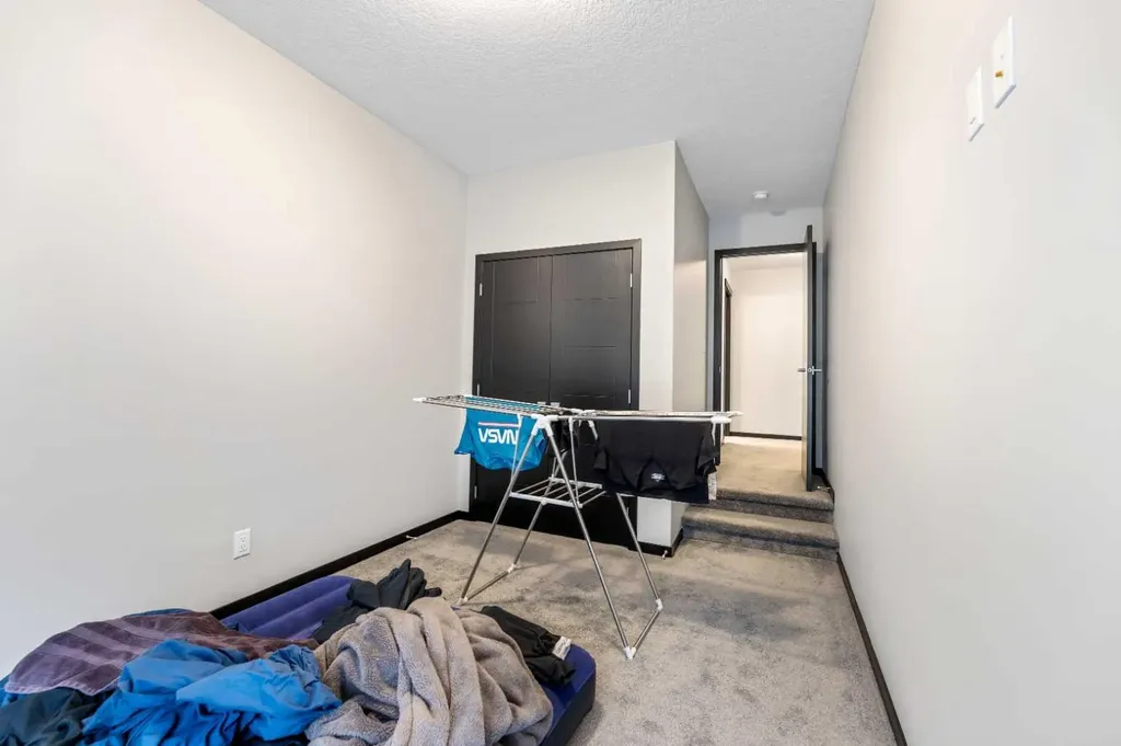 54 Sage Bluff Rise NW Calgary AB T3R 1T4
