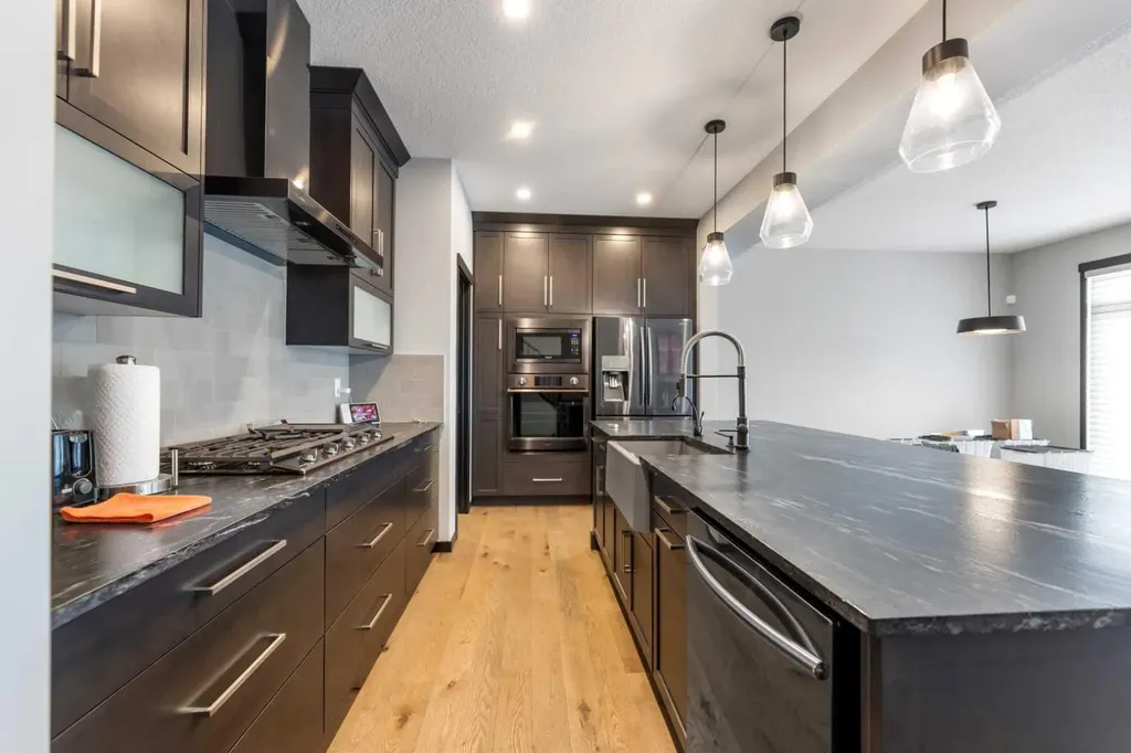 54 Sage Bluff Rise NW Calgary AB T3R 1T4
